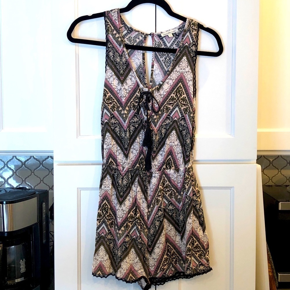 Charlotte Russe Sleeveless Romper Shorts S Dark Floral Boho Fairy Chevron Tassel